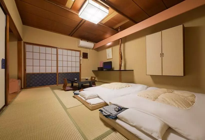 Bansuitei Ikoiso Ryokan
