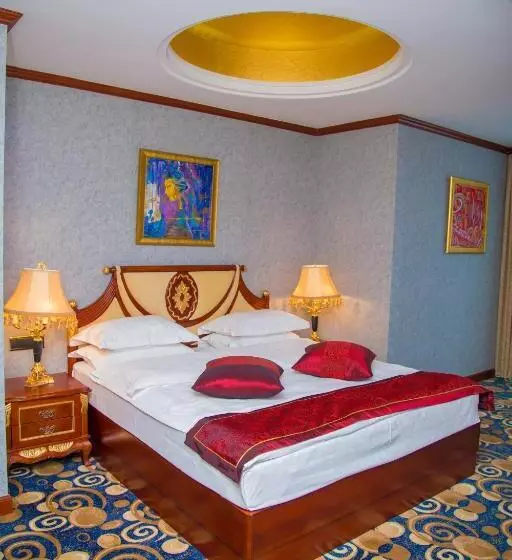 Fotos del hotel Golden Coast:  2