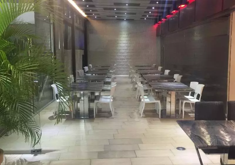 Fotos del hotel Grand International:  4