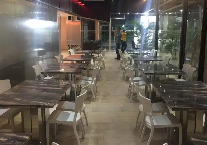 Fotos del hotel Grand International:  13