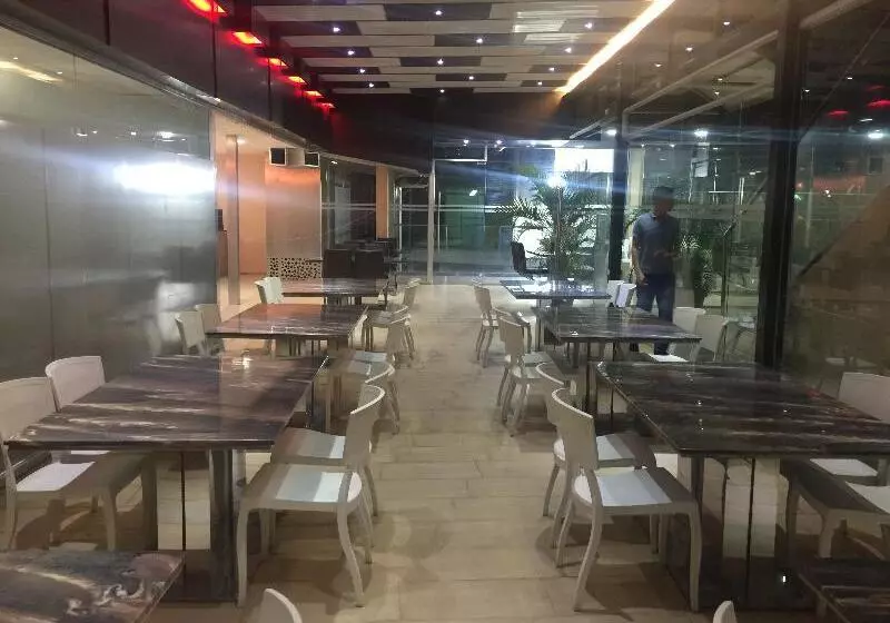 Fotos del hotel Grand International:  22