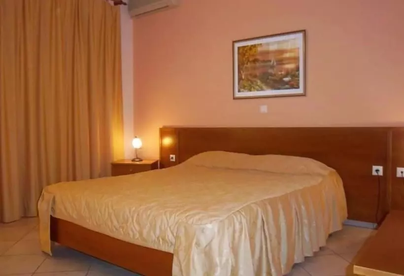 Fotos del hotel Iria Beach:  4