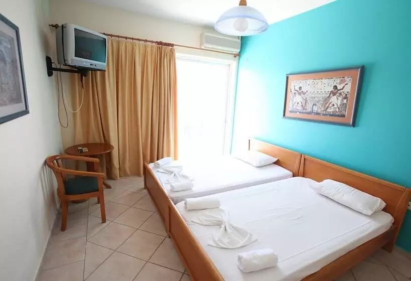 Fotos del hotel Iria Beach:  10