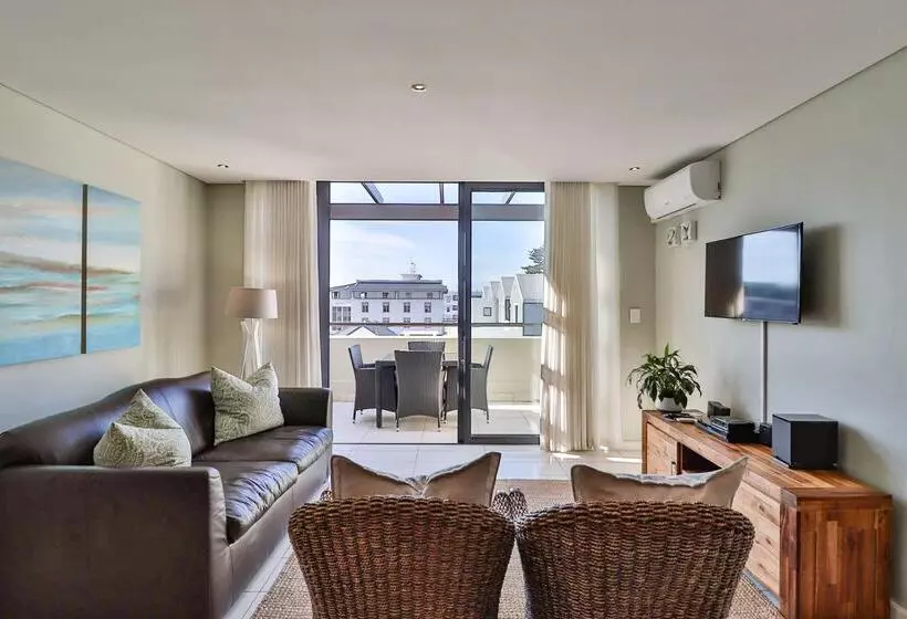 Fotos del hotel Whale Coast All-suite-:  9