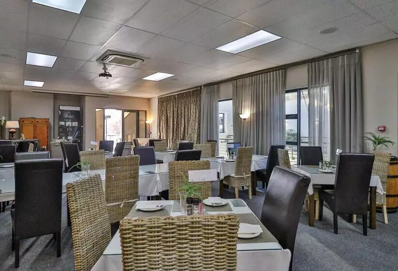 Fotos del hotel Whale Coast All-suite-:  2