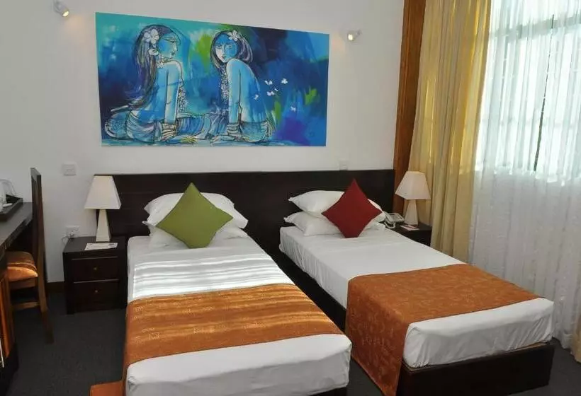 Fotos del hotel Amaara Sky  Kandy:  6