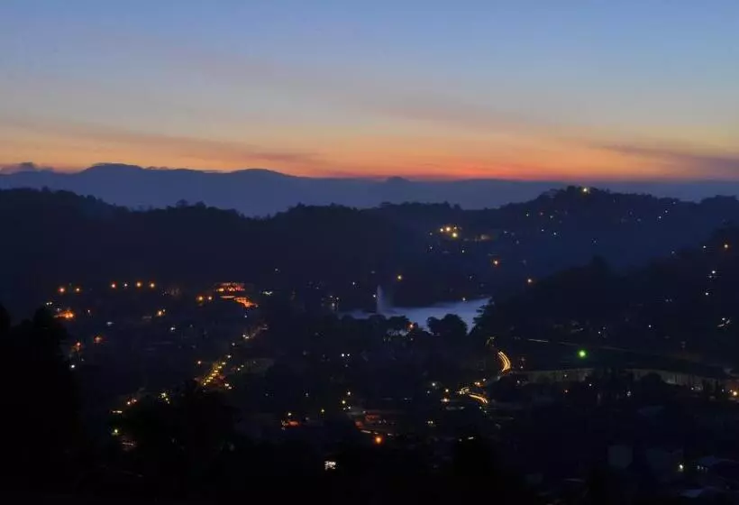 Fotos del hotel Amaara Sky  Kandy:  5