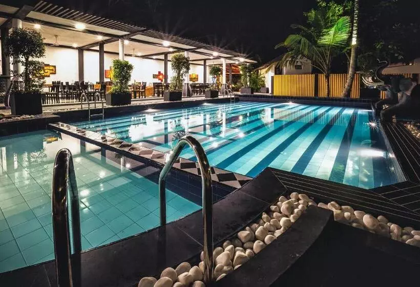 Fotos del hotel Flower Garden:  2