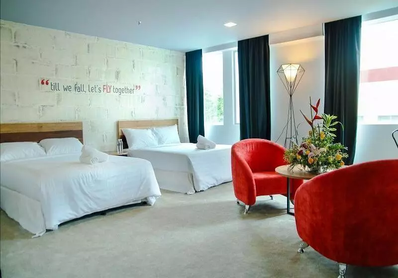 Fotos del hotel Pi Hotel:  2