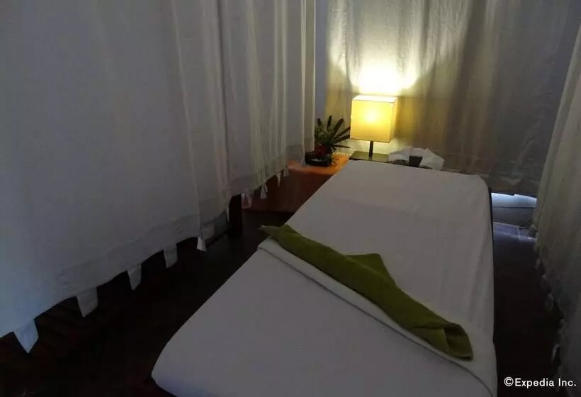 Sheridan Beach Resort & Spa