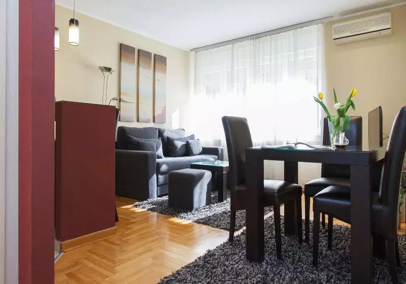 Fotos del hotel Silicon Valley Apartment:  23