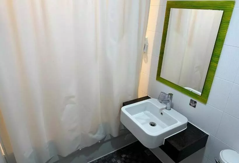 Fotos del hotel Young Soarlan   Tainan:  14