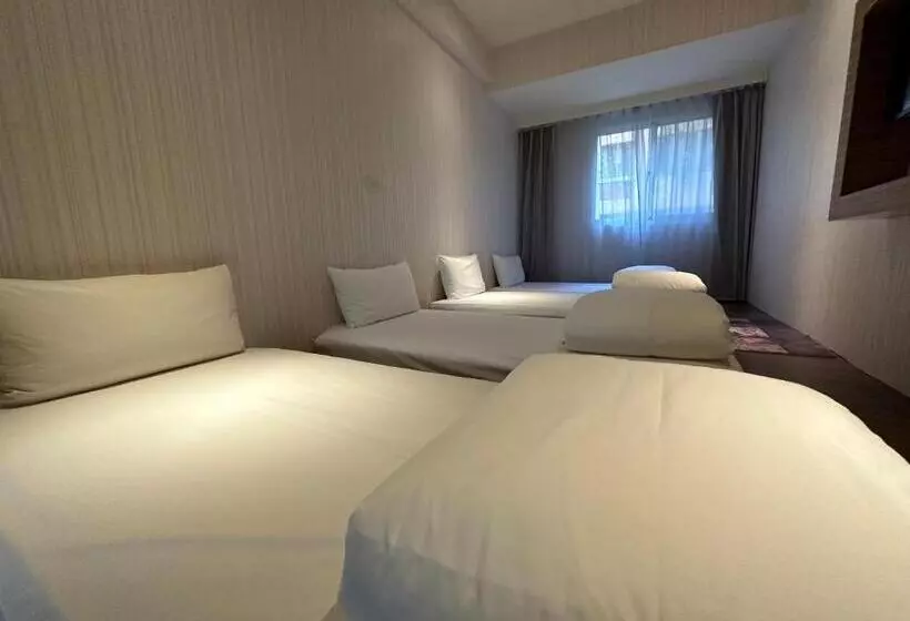 Fotos del hotel Young Soarlan   Tainan:  2