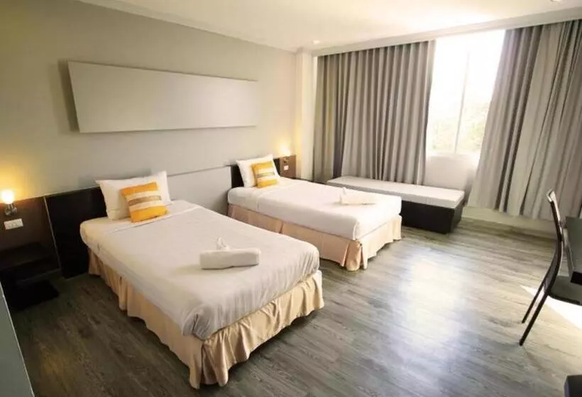 Fotos del hotel Thepnakorn:  11