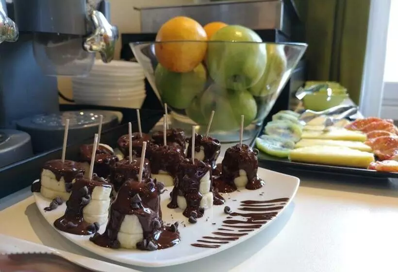 Fotos del hotel Mia Suites:  8