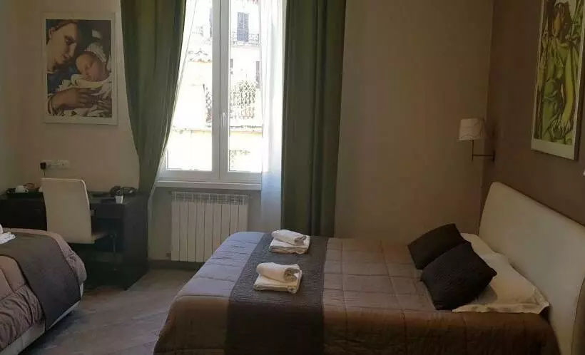 Fotos del hotel Mia Suites:  23