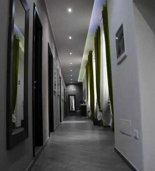 Fotos del hotel Mia Suites:  5