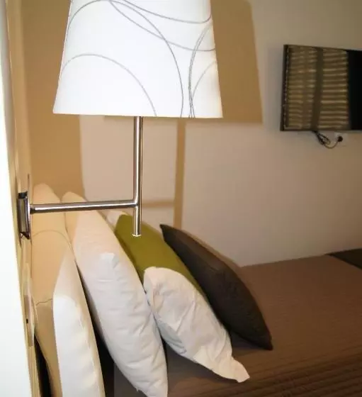 Fotos del hotel Mia Suites:  7