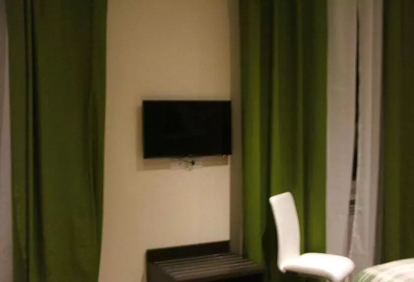 Fotos del hotel Mia Suites:  24