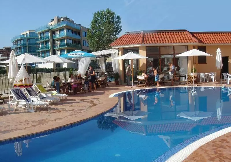 Fotos del hotel Kasandra Aparthotel:  3