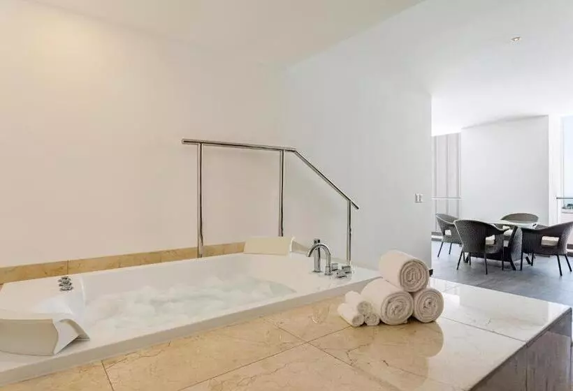 Fotos del hotel Aloft Panama:  5