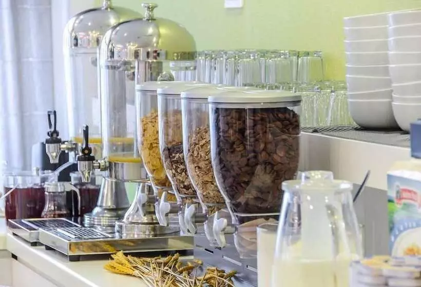 Fotos del hotel Xenia:  5