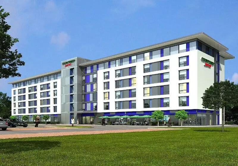 Courtyard By Marriott Aberdeen Airport