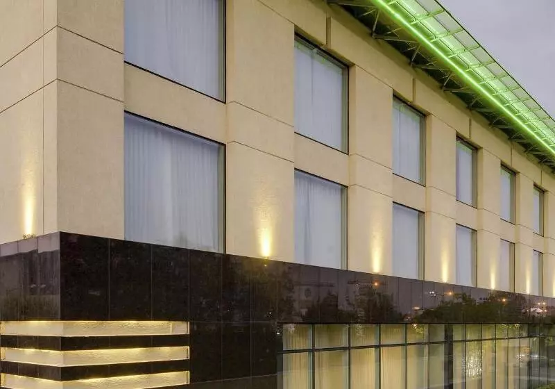 Fotos del hotel Courtyard By Marriott Kochi Airport:  10