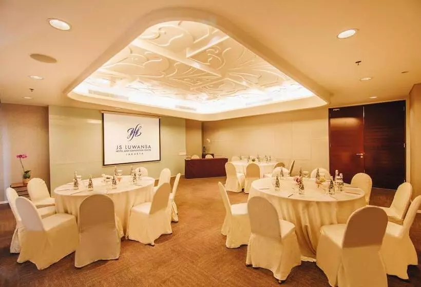 Fotos del hotel Js Luwansa  & Convention Center:  10