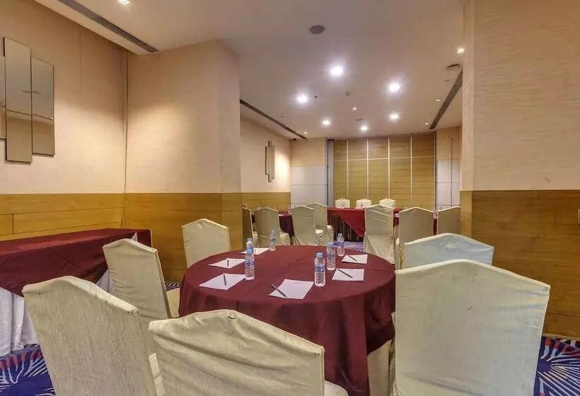 Fotos del hotel Tulip Inn West Delhi:  22