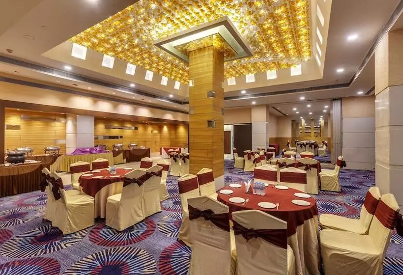 Fotos del hotel Tulip Inn West Delhi:  7