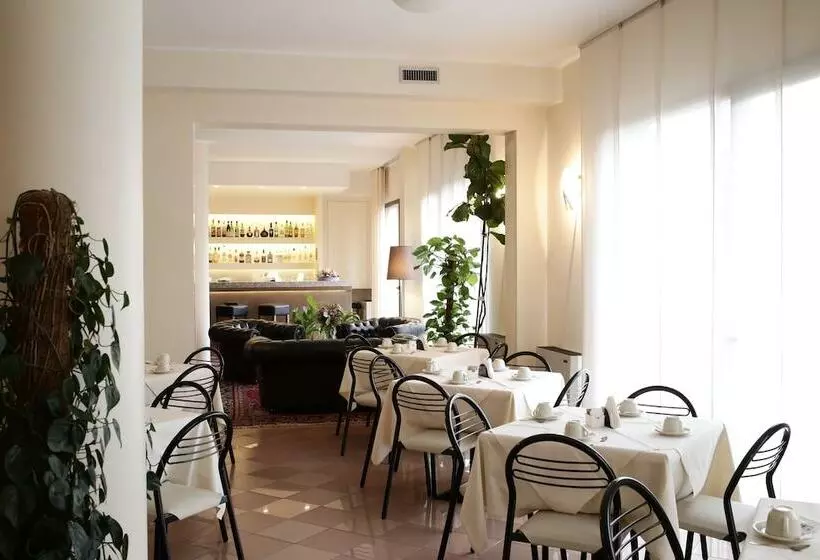 Fotos del hotel City:  10