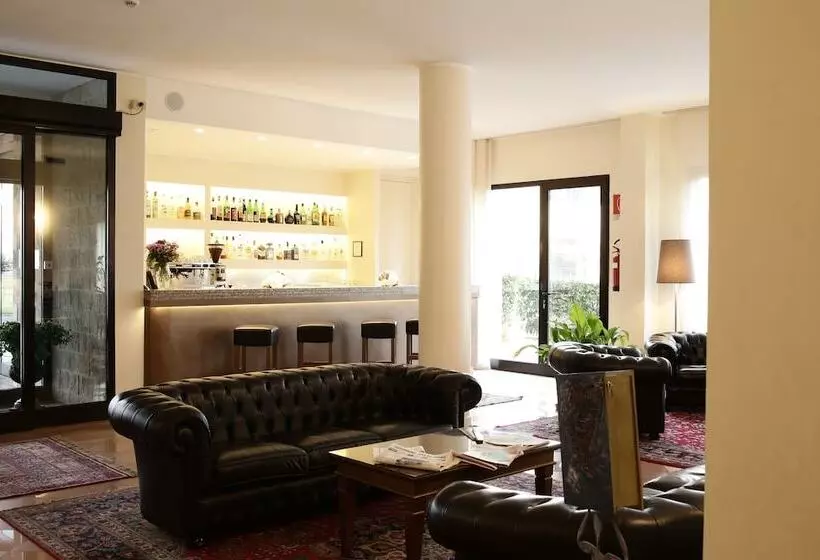 Fotos del hotel City:  24