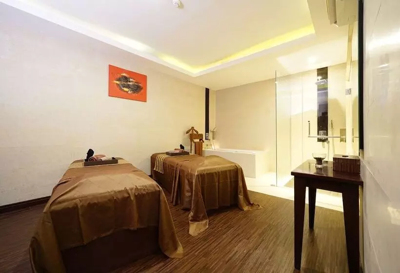 Swissbelhotel Harbour Bay