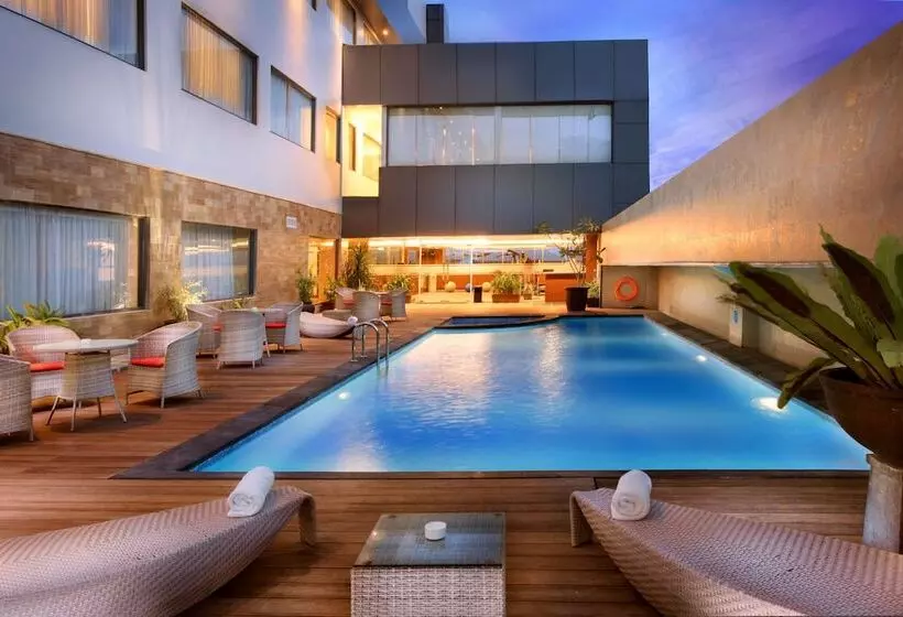 Fotos del hotel Swissbelhotel Harbour Bay:  2