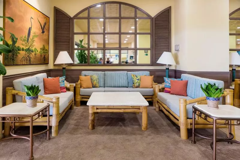 Fotos del hotel The Royal Islander – An All Suites Resort:  12