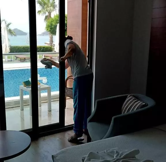 Fotos del hotel Turiya:  9