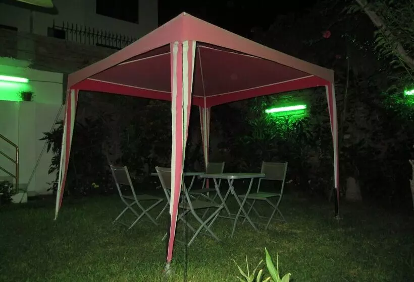 Fotos del hotel Hostal Las Palmeras Inn:  14