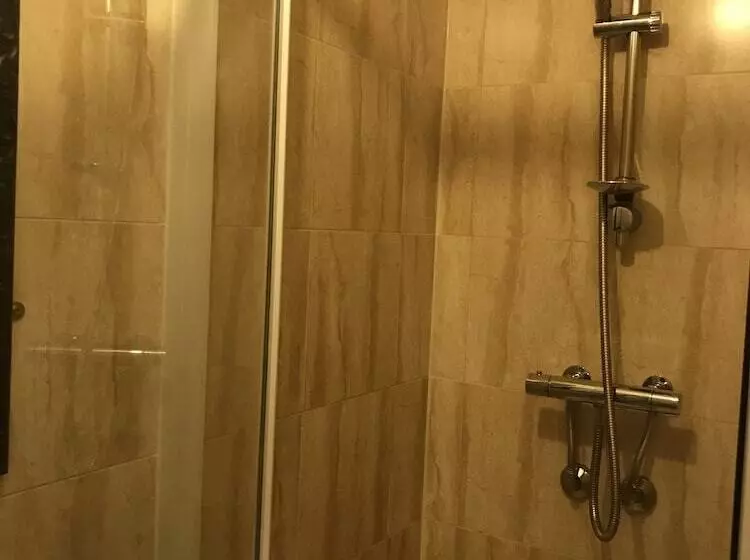 Fotos del hotel Sheil Suites:  20