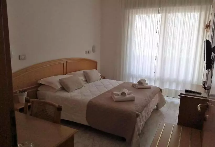 Fotos del hotel Capri:  2