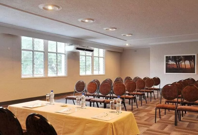 Fotos del hotel Cresta Sprayview Victoria Falls:  17