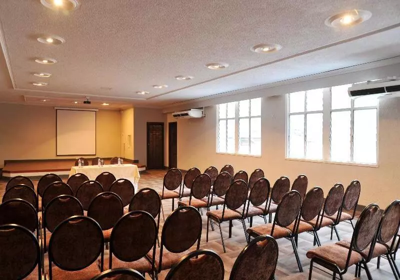 Fotos del hotel Cresta Sprayview Victoria Falls:  21