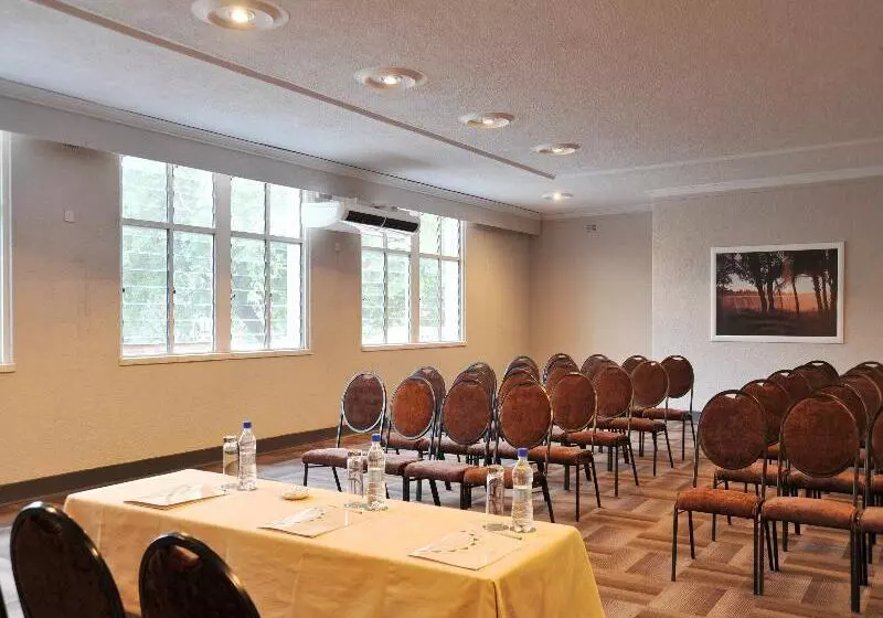 Fotos del hotel Cresta Sprayview Victoria Falls:  23