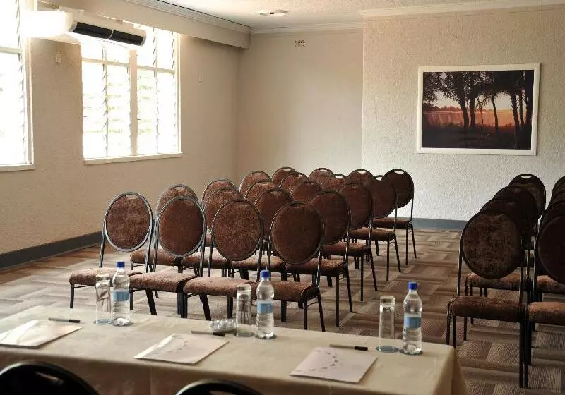 Fotos del hotel Cresta Sprayview Victoria Falls:  15