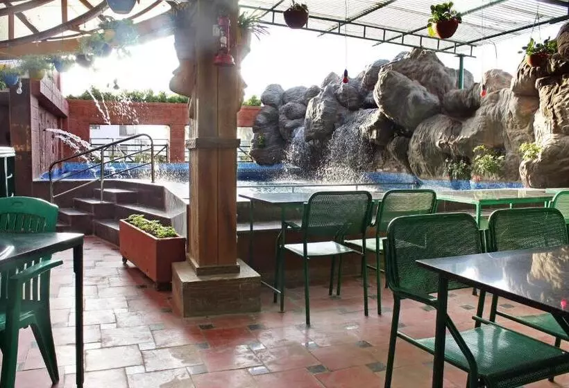 Fotos del hotel Parklane:  4