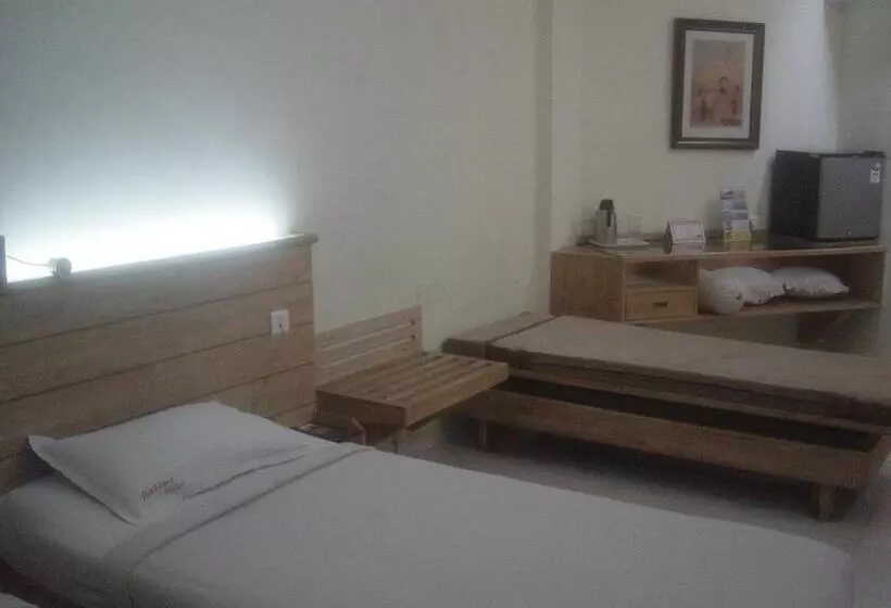 Fotos del hotel Parklane:  2