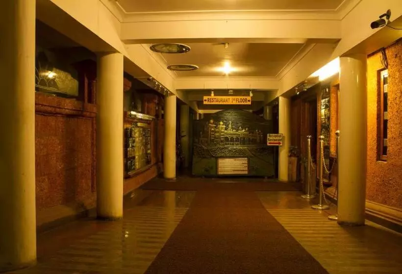 Fotos del hotel Parklane:  7