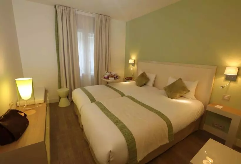 Fotos del hotel Kyriad Paris 18 - Porte De Clignancourt - Montmartre:  18