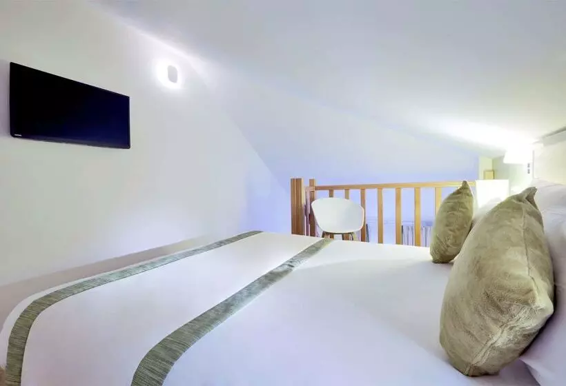 Fotos del hotel Kyriad Paris 18 - Porte De Clignancourt - Montmartre:  24