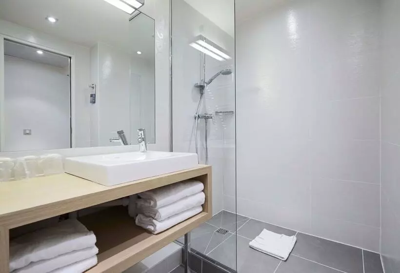 Fotos del hotel Kyriad Paris 18 - Porte De Clignancourt - Montmartre:  15